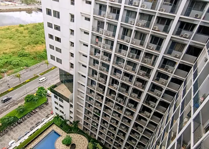Shore 2 Residences T1, Moa Wtc Smx Arena 1br 4pax